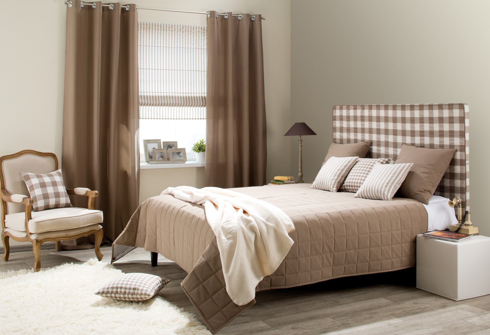 Dormitor Quadro Beige