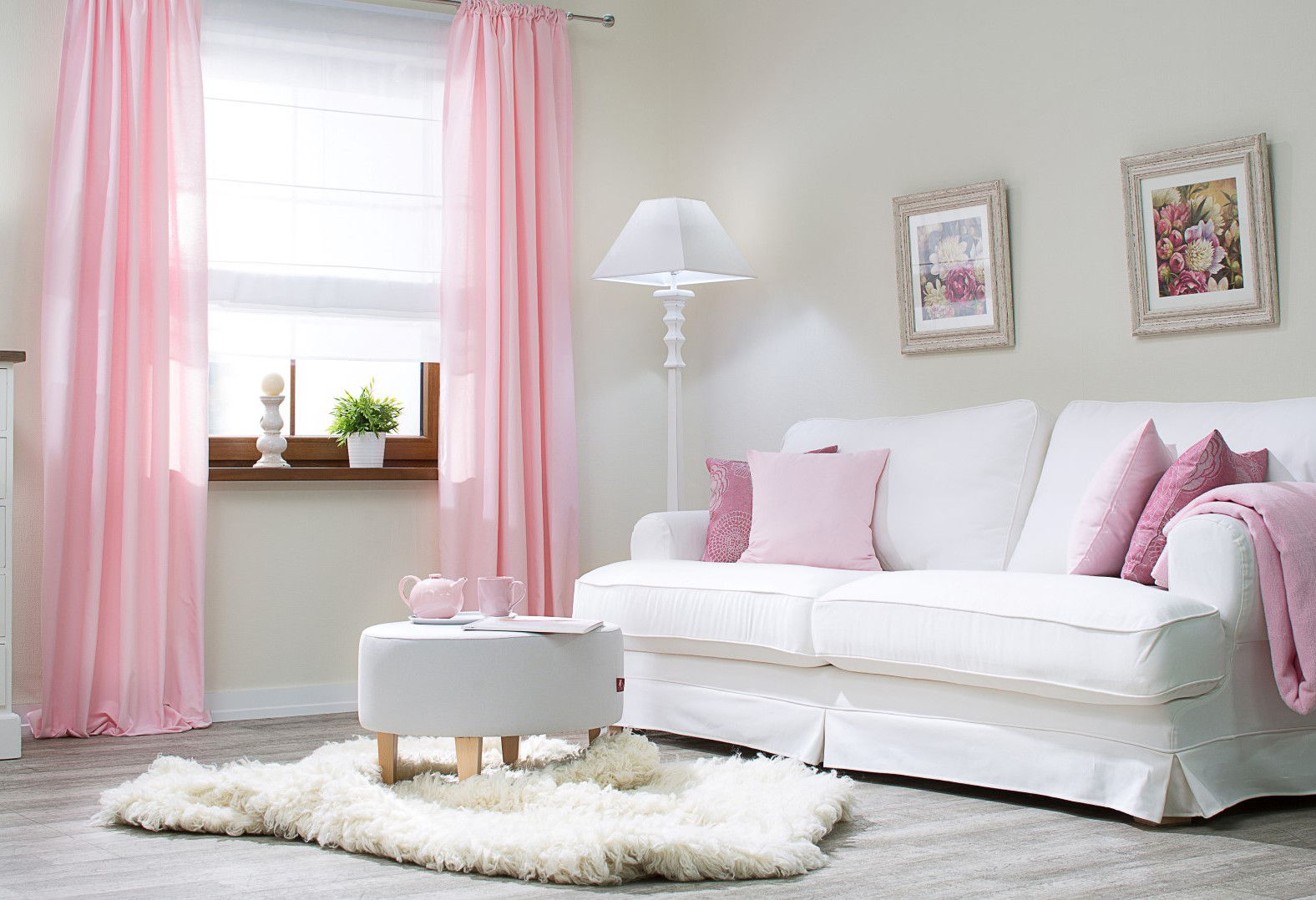 Sufragerie in Pink