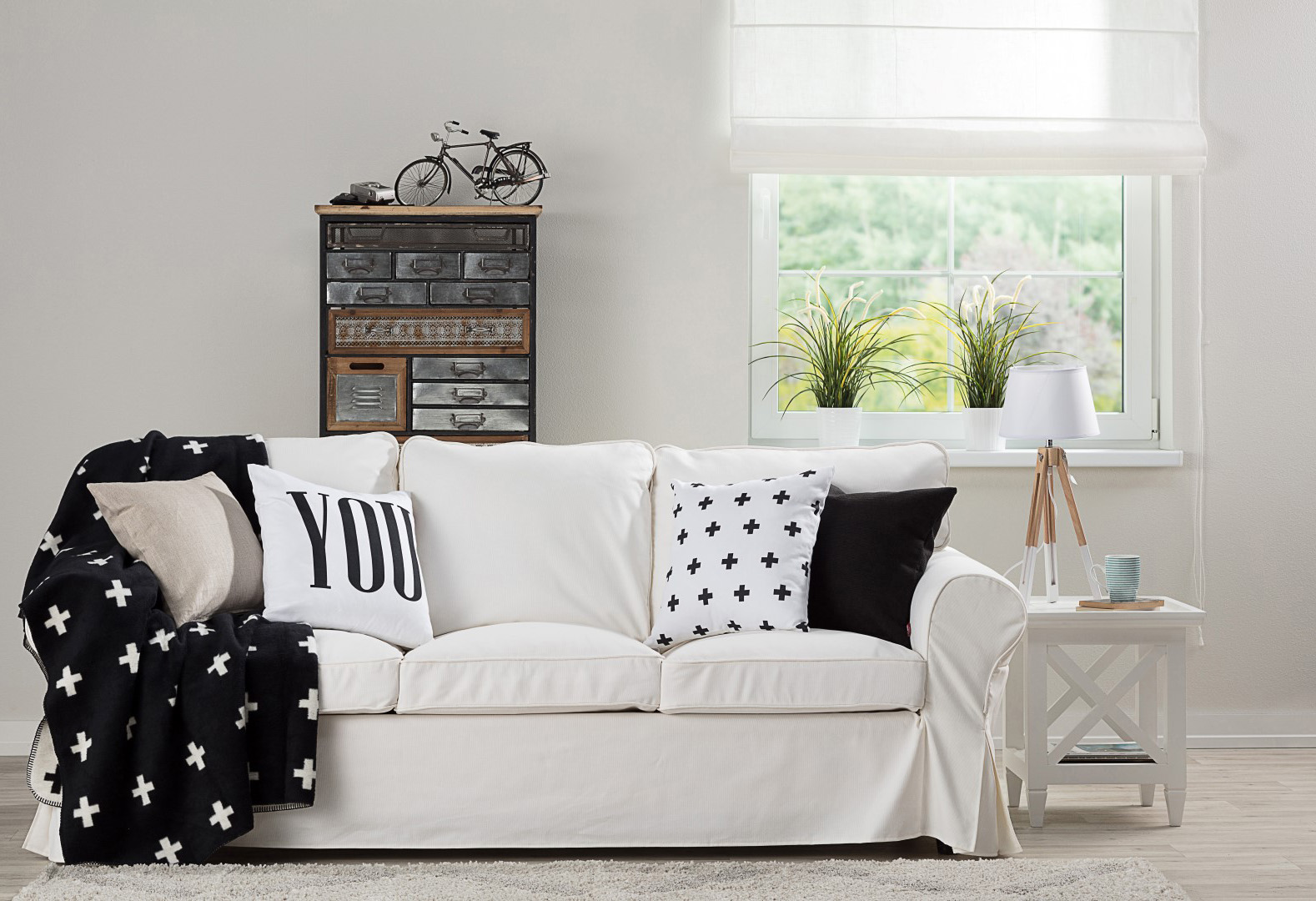 Sufragerie Scandi Negru & Alb
