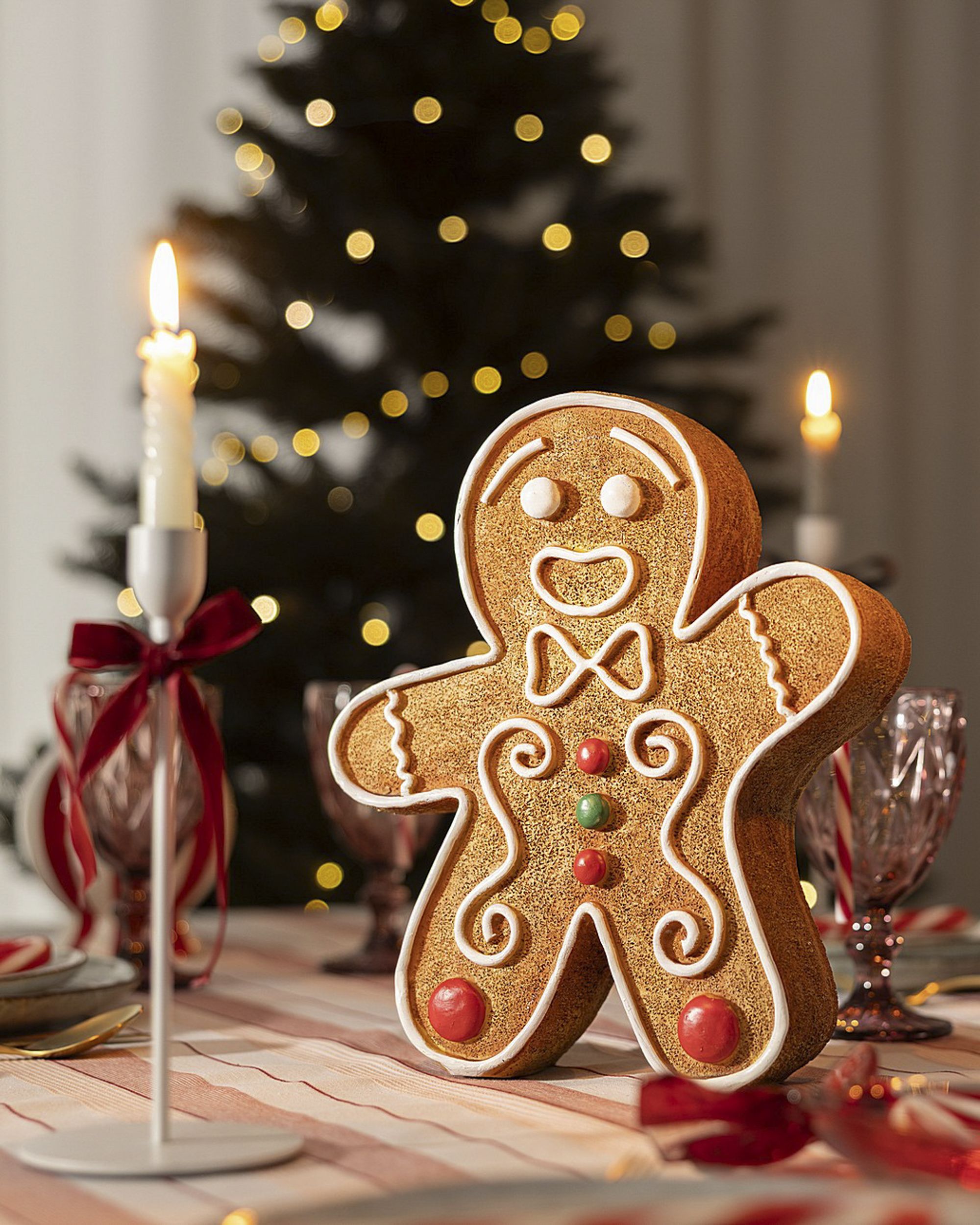 Figurină decorativă Gingerbread Man II 25x7x30 cm (hover)
