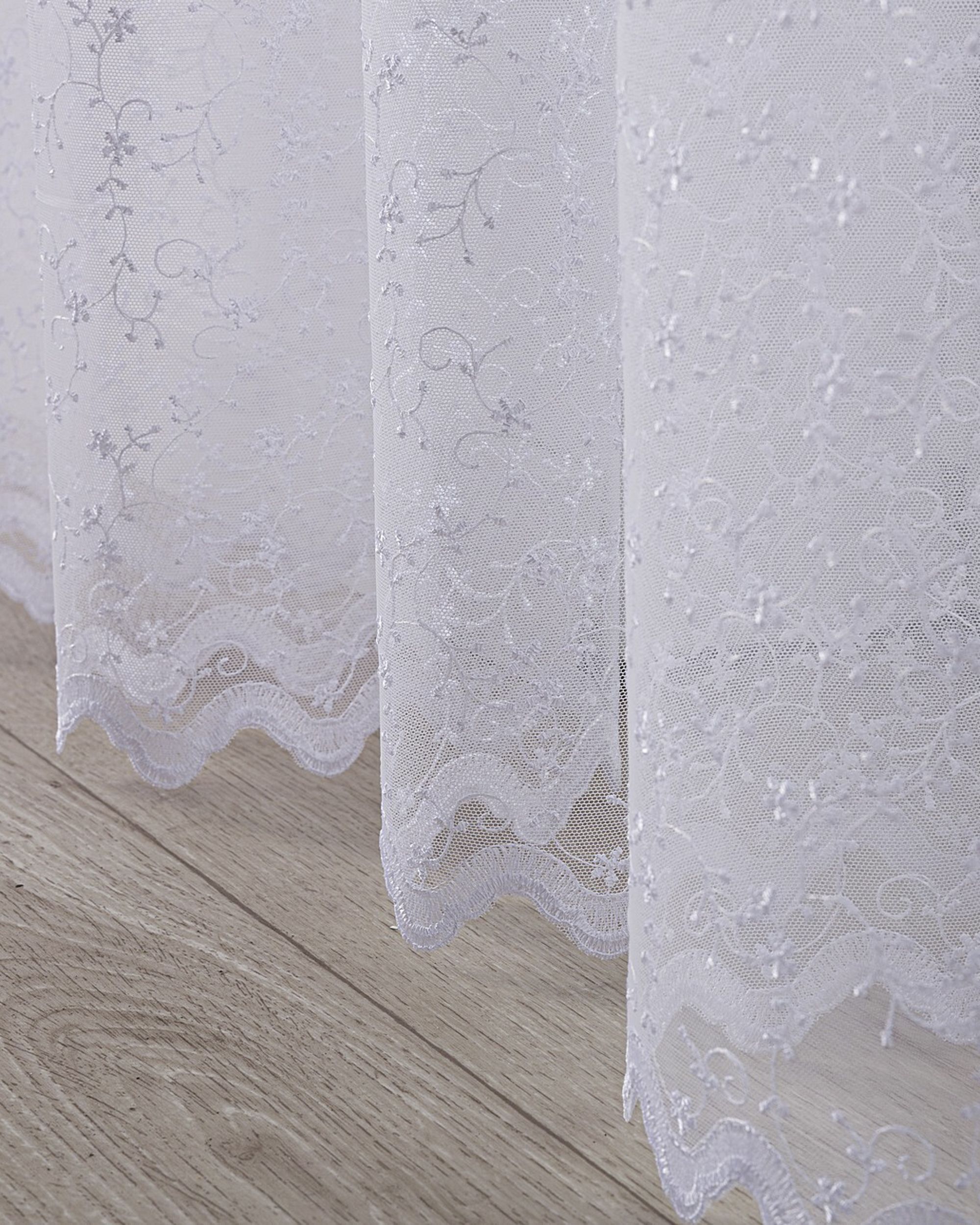 Draperie cu banda culoare alb Țesătură semitransparentă, împletitură, cu model (hover)